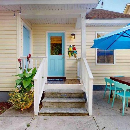The Blue Door Bungalow 윌밍턴 외부 사진
