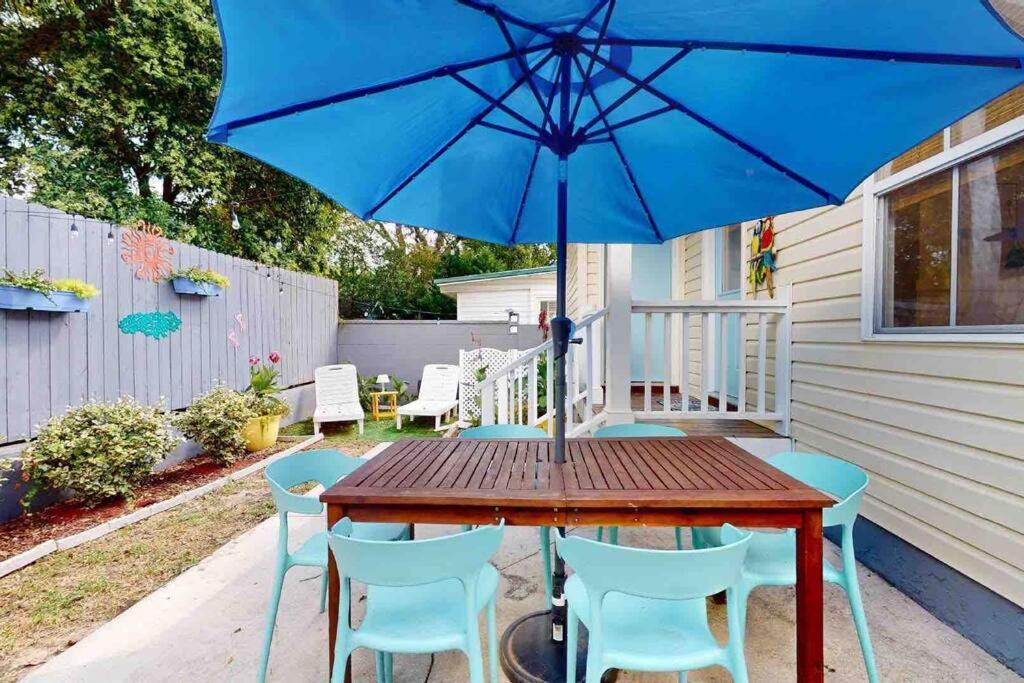 The Blue Door Bungalow 윌밍턴 외부 사진